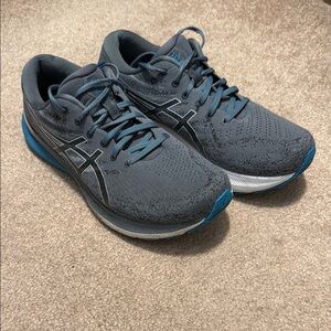 Asics Gel Kayano 29 Charcoal and Teal Athletic Sneakers size 10.5